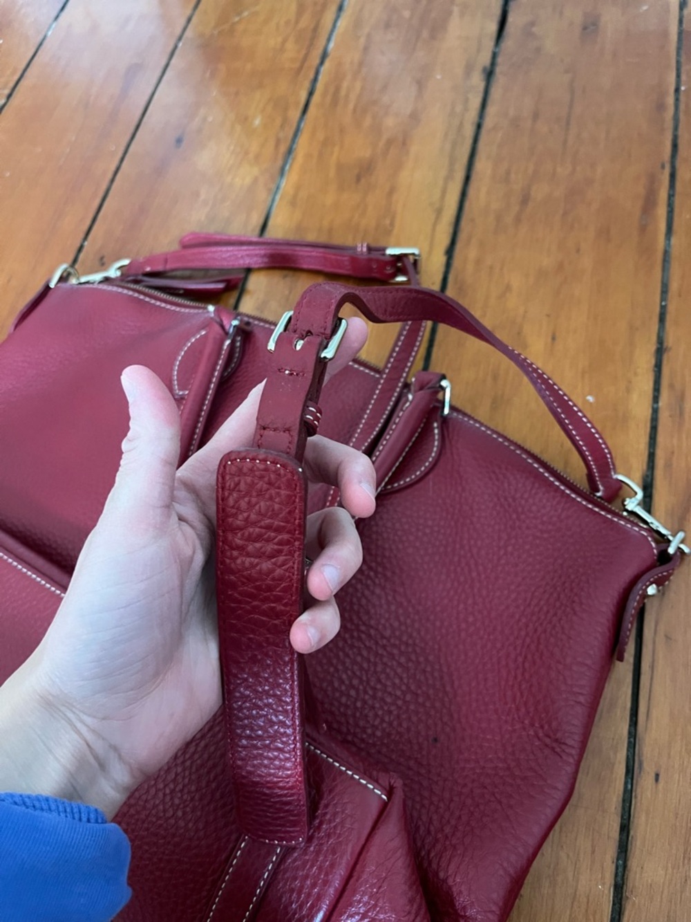 Dooney & Bourke Dillen Double Pocket Satchel Leather Tomato Red Shoulder Strap - Picture 13 of 14